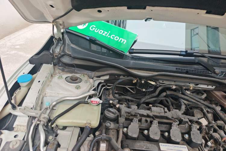 Used Honda Civic 2019 220TURBO CVT Dynamic Edition China VI Engine Bay Right
