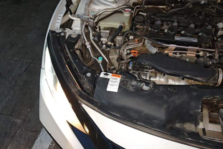 Used Honda Civic 2019 220TURBO CVT Dynamic Edition China V Emission Standard Engine Bay Right