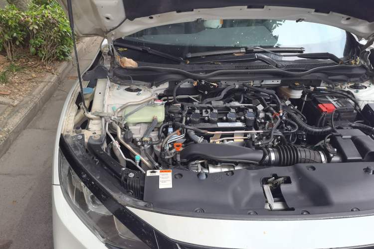 Used Honda Civic 2019 220TURBO CVT Dynamic Edition China V Engine Bay Right
