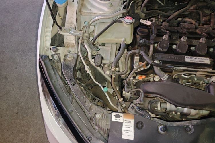 Used Honda Civic 2019 220TURBO CVT Dynamic Edition China VI Engine Bay Right