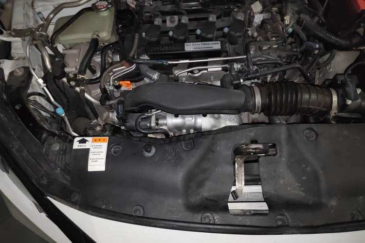 Used Honda Civic 2019 220TURBO Manual Jinkong Edition China VI Engine Bay Right