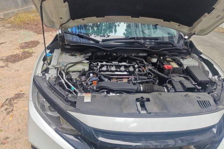 Used Honda Civic 2019 220TURBO CVT Dynamic Edition China VI Emission Standard Engine Bay Right