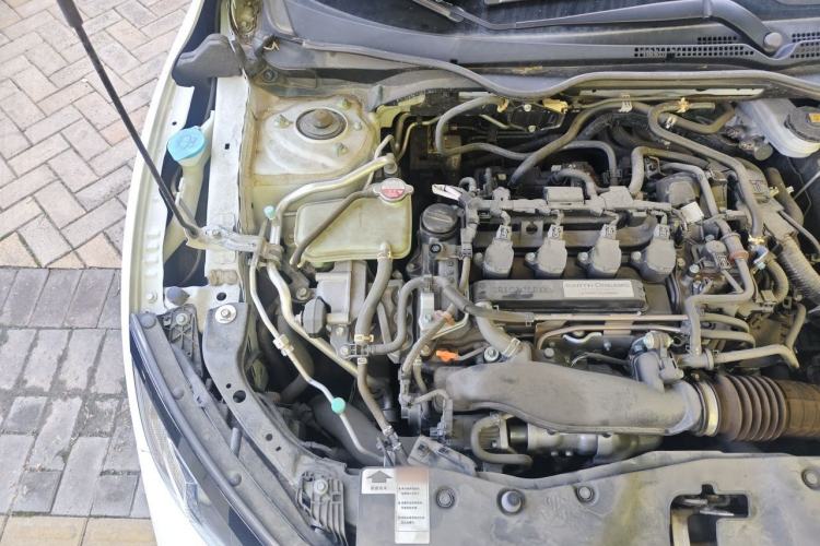 Used Honda Civic 2019 220TURBO CVT Dynamic Edition China VI Engine Bay Right