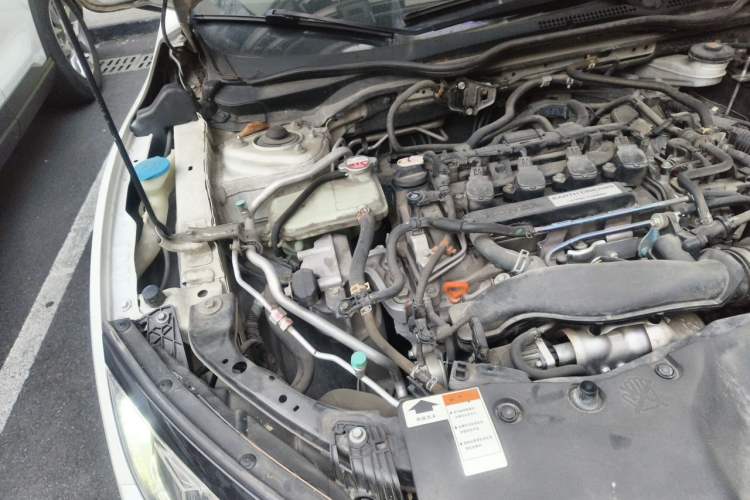 Used Honda Civic 2019 220TURBO CVT Dynamic Edition China VI Emission Standard Engine Bay Right