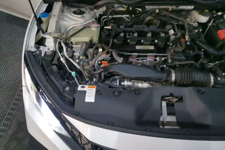 Used Honda Civic 2019 220TURBO CVT Dynamic Edition China VI Engine Bay Right