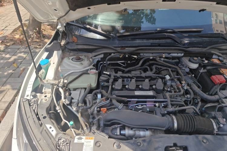 Used Honda Civic 2019 220TURBO CVT Dynamic Edition China VI Engine Bay Right