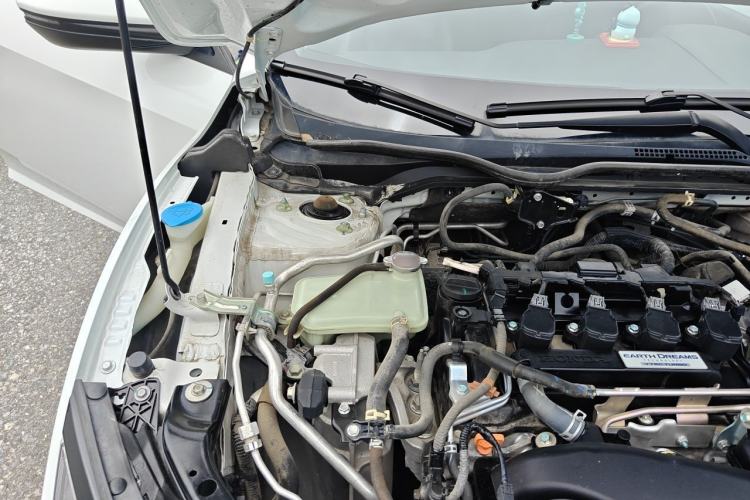 Used Honda Civic 2019 220TURBO CVT Power Edition China VI Emission Standard Engine Bay Right
