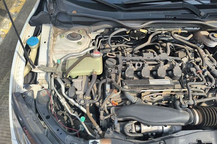 Used Honda Civic 2019 220TURBO CVT Dynamic Edition China V Emission Standard Engine Bay Right