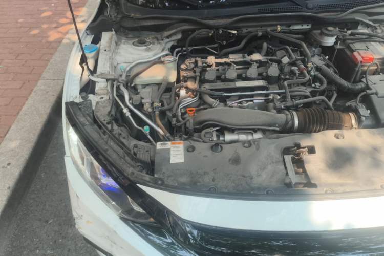 Used Honda Civic 2019 220TURBO CVT Dynamic Edition China VI Emission Standard Engine Bay Right