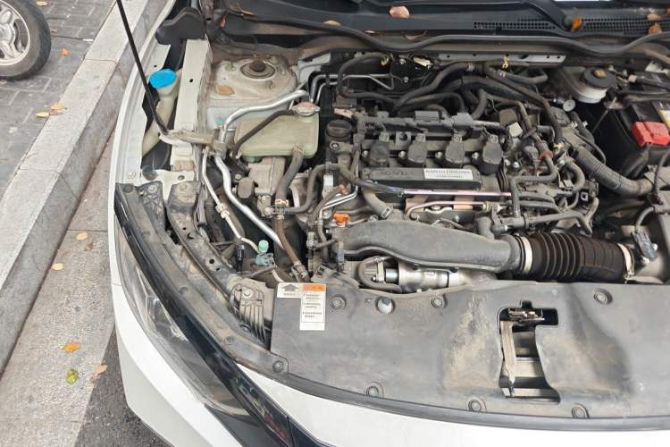 Used Honda Civic 2019 220TURBO CVT Dynamic Edition China VI Engine Bay Right
