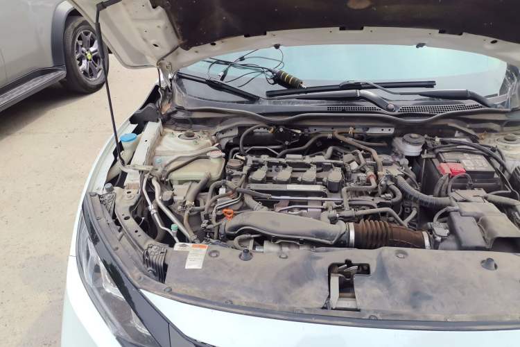 Used Honda Civic 2019 220TURBO CVT Dynamic Edition China VI Engine Bay Right
