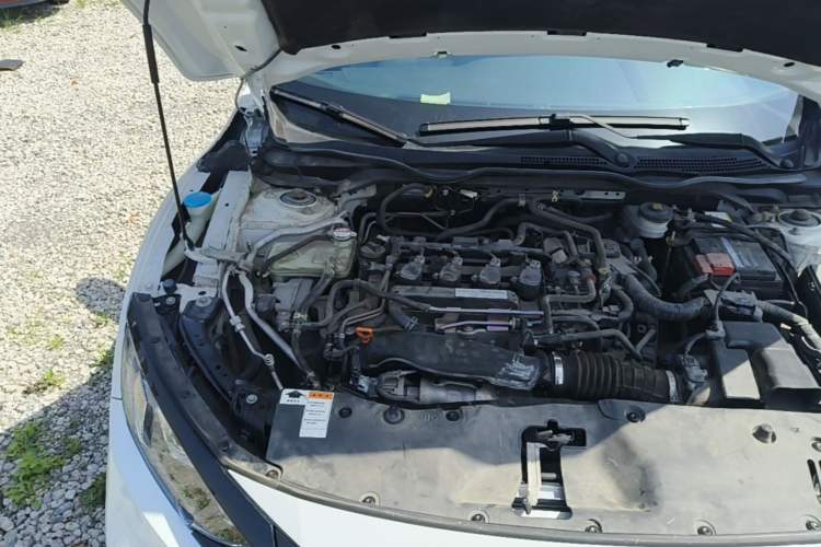 Used Honda Civic 2019 220TURBO CVT Dynamic Edition China VI Engine Bay Right