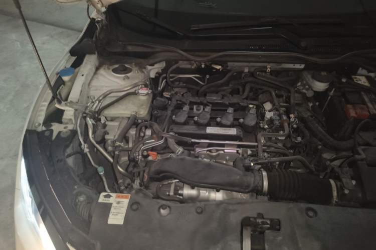 Used Honda Civic 2019 220TURBO CVT Dynamic Edition China VI Engine Bay Right