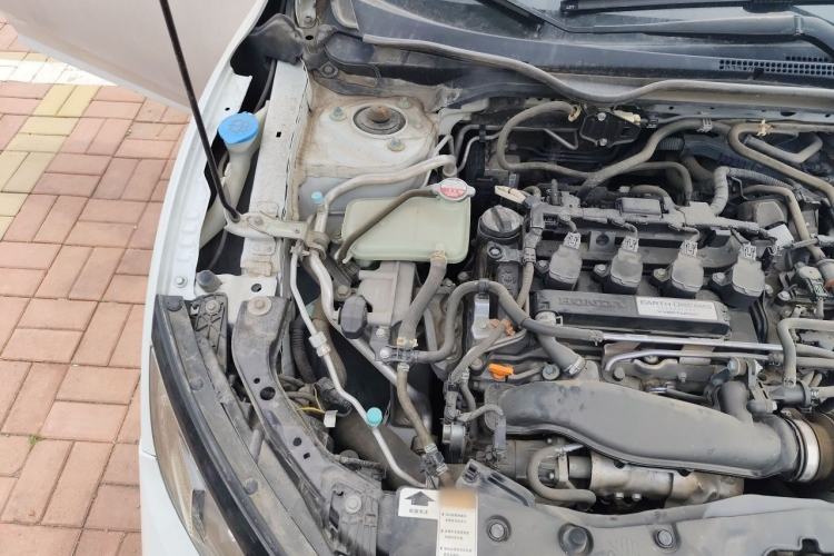 Used Honda Civic 2019 220TURBO CVT Dynamic Edition China VI Emission Standard Engine Bay Right