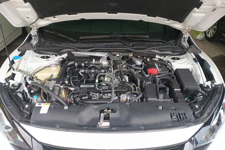 Used Honda Civic 2019 180TURBO CVT Shangyue Edition China VI Emission Standard Engine Bay