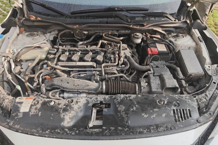 Used Honda Civic 2019 220TURBO CVT Dynamic Edition China VI Engine Bay