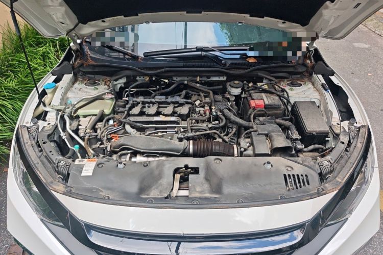 Used Honda Civic 2019 220TURBO CVT Dynamic Edition China VI Engine Bay
