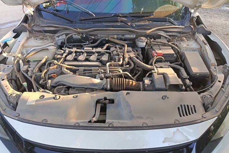 Used Honda Civic 2019 220TURBO CVT Dynamic Edition China VI Engine Bay