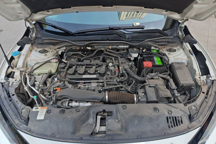 Used Honda Civic 2019 220TURBO CVT Dynamic Edition China VI Engine Bay