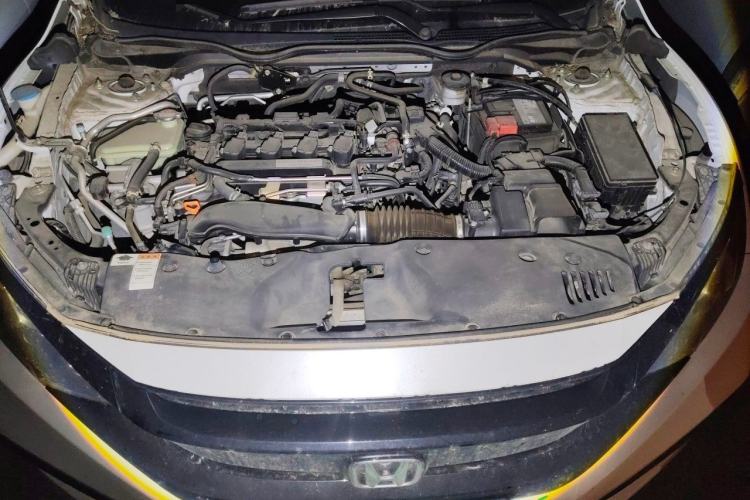 Used Honda Civic 2019 220TURBO CVT Dynamic Edition China VI Emission Standard Engine Bay