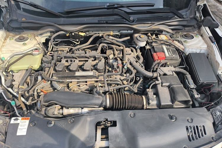 Used Honda Civic 2019 220TURBO CVT Dynamic Edition China V Emission Standard Engine Bay