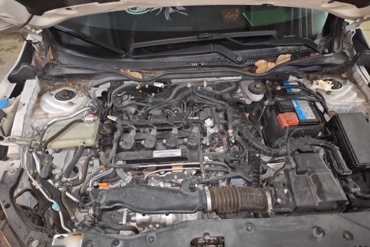 Used Honda Civic 2019 220TURBO CVT Dynamic Edition China VI Emission Standard Engine Bay