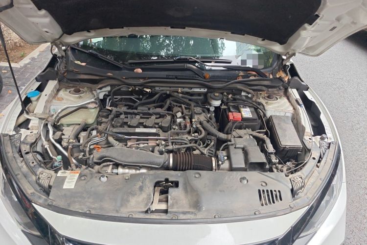 Used Honda Civic 2019 220TURBO CVT Dynamic Edition China VI Engine Bay