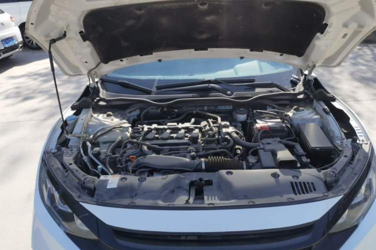 Used Honda Civic 2019 220TURBO CVT Dynamic Edition China VI Engine Bay