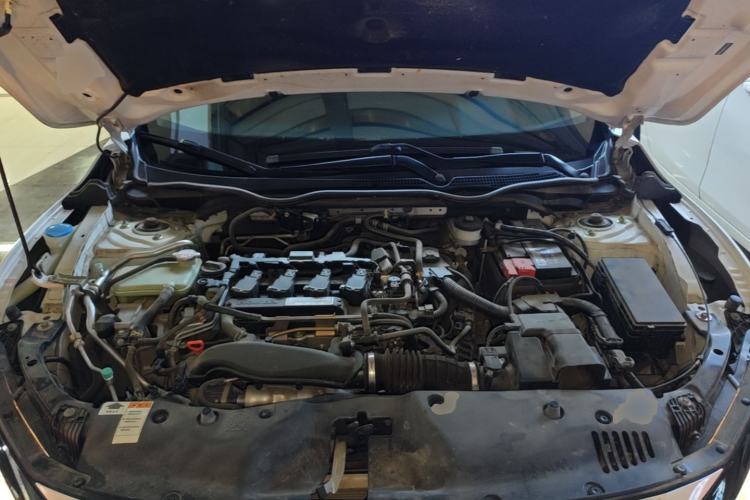 Used Honda Civic 2019 220TURBO CVT Dynamic Edition China VI Engine Bay