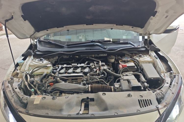Used Honda Civic 2019 220TURBO CVT Dynamic Edition China VI Emission Standard Engine Bay