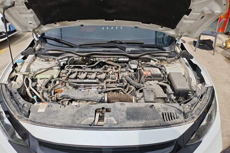 Used Honda Civic 2019 220TURBO CVT Dynamic Edition China VI Engine Bay