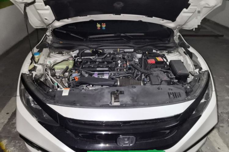 Used Honda Civic 2019 220TURBO CVT Dynamic Edition China VI Emission Standard Engine Bay