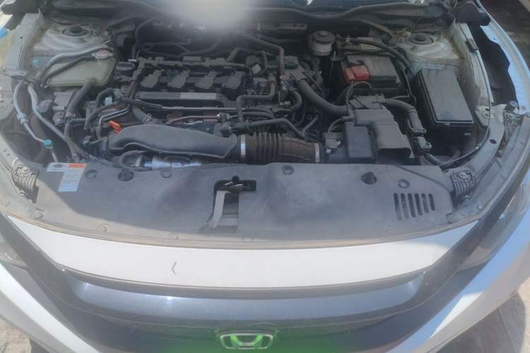Used Honda Civic 2019 220TURBO CVT Dynamic Edition China VI Engine Bay