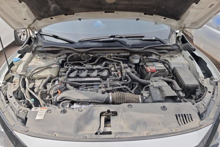 Used Honda Civic 2019 220TURBO CVT Dynamic Edition China VI Engine Bay
