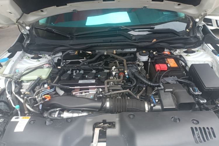 Used Honda Civic 2019 220TURBO CVT Dynamic Edition China VI Engine Bay