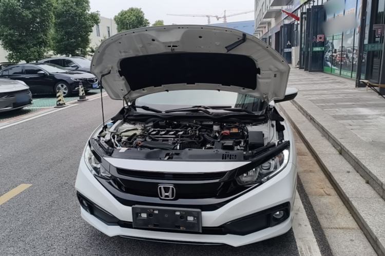 Used Honda Civic 2019 220TURBO CVT Dynamic Edition China VI Emission Standard Engine Bay