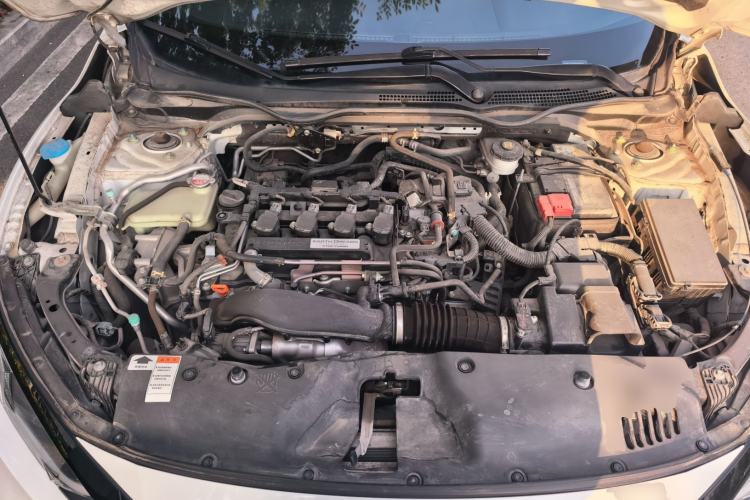 Used Honda Civic 2019 220TURBO Manual Jinkong Edition China VI Engine Bay