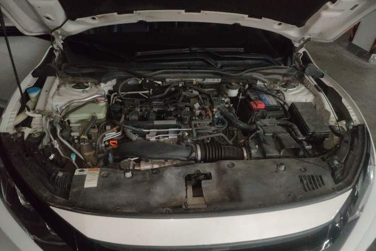 Used Honda Civic 2019 220TURBO CVT Dynamic Edition China VI Engine Bay
