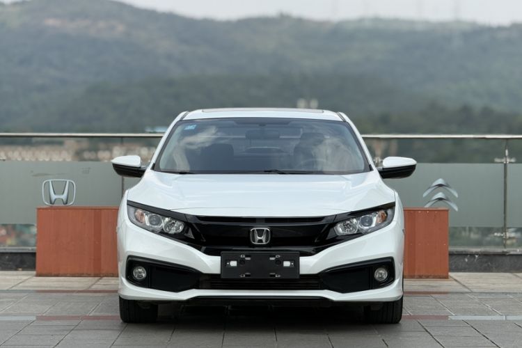 Used Honda Civic 2019 220TURBO CVT Dynamic Edition China VI Emission Standard Exterior 1