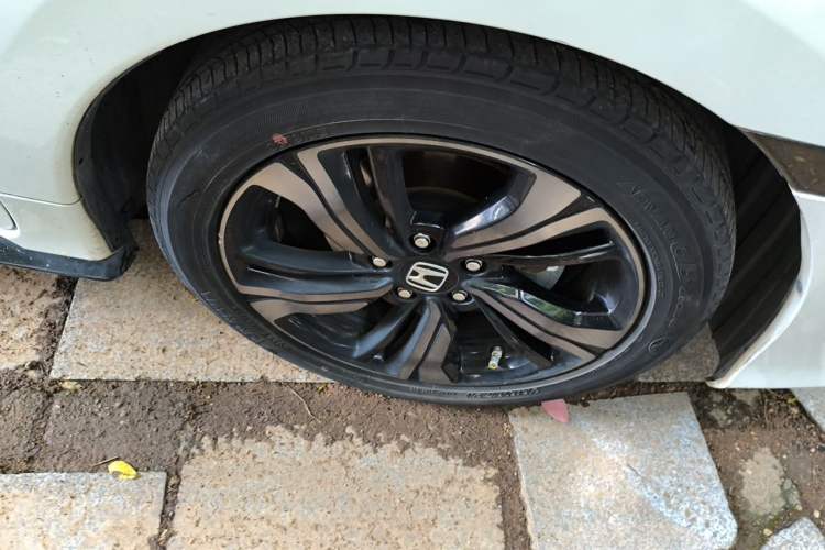 Used Honda Civic 2019 220TURBO CVT Dynamic Edition China VI Emission Standard Exterior 1