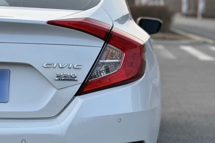 Used Honda Civic 2019 220TURBO CVT Dynamic Edition China VI Exterior 1