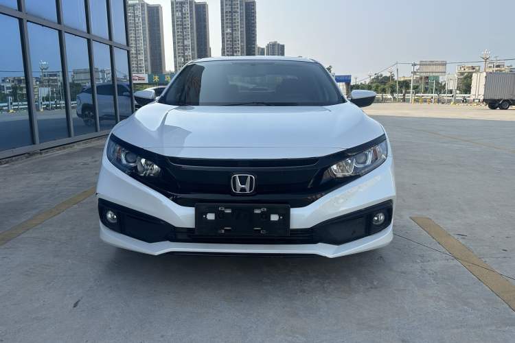 Used Honda Civic 2019 220TURBO CVT Dynamic Edition China VI Emission Standard Exterior 1