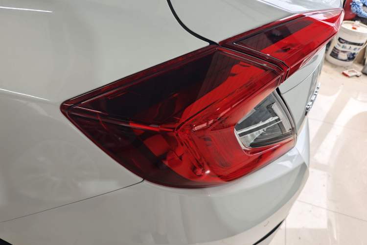 Used Honda Civic 2019 220TURBO CVT Dynamic Edition China VI Exterior 11