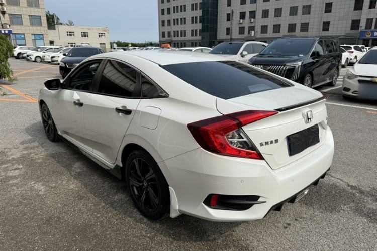 Used Honda Civic 2019 220TURBO CVT Dynamic Edition China VI Emission Standard Exterior 2