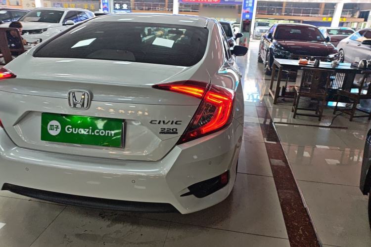 Used Honda Civic 2019 220TURBO CVT Dynamic Edition China VI Exterior 3