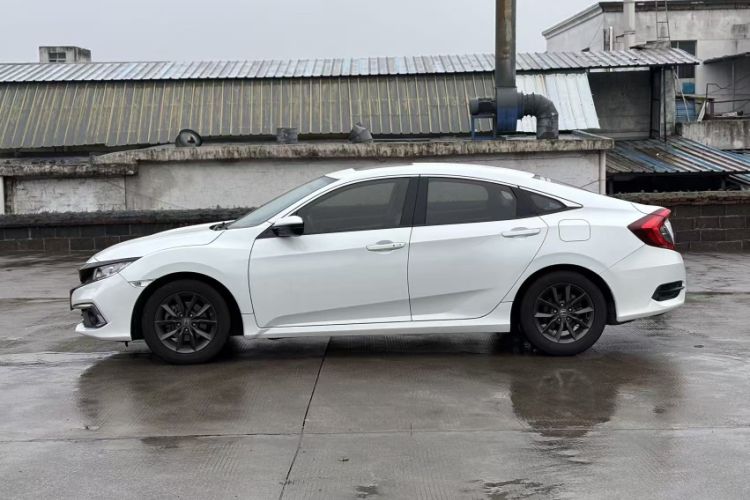 Used Honda Civic 2019 220TURBO CVT Dynamic Edition China VI Exterior 3