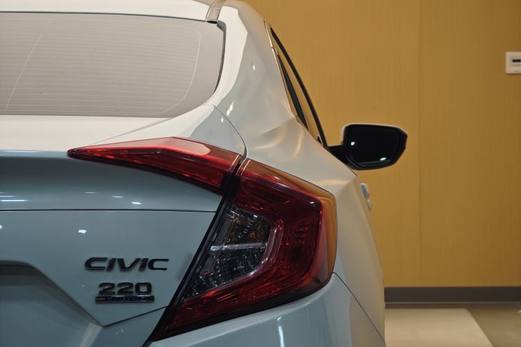 Used Honda Civic 2019 220TURBO CVT Dynamic Edition China VI Exterior 3