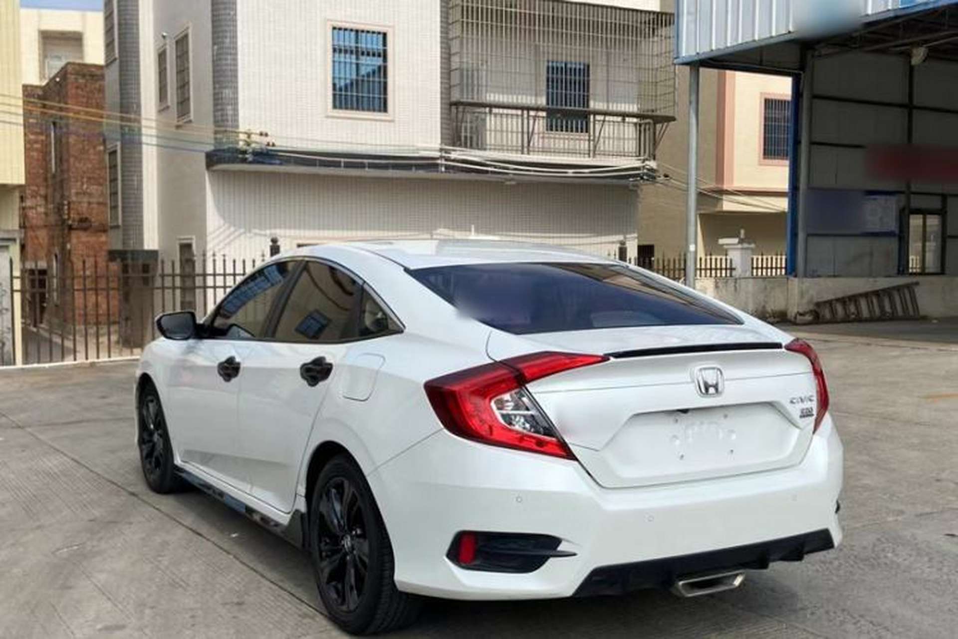 Used Honda Civic 2019 220TURBO CVT Dynamic Edition China VI Emission Standard Exterior 3