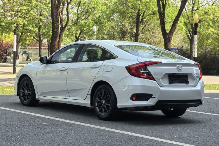 Used Honda Civic 2019 220TURBO CVT Dynamic Edition China V Exterior 3