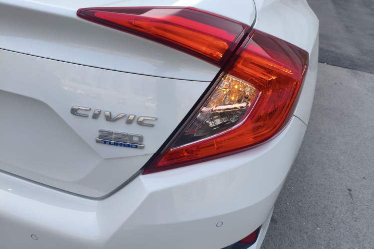 Used Honda Civic 2019 220TURBO CVT Dynamic Edition China VI Exterior 3